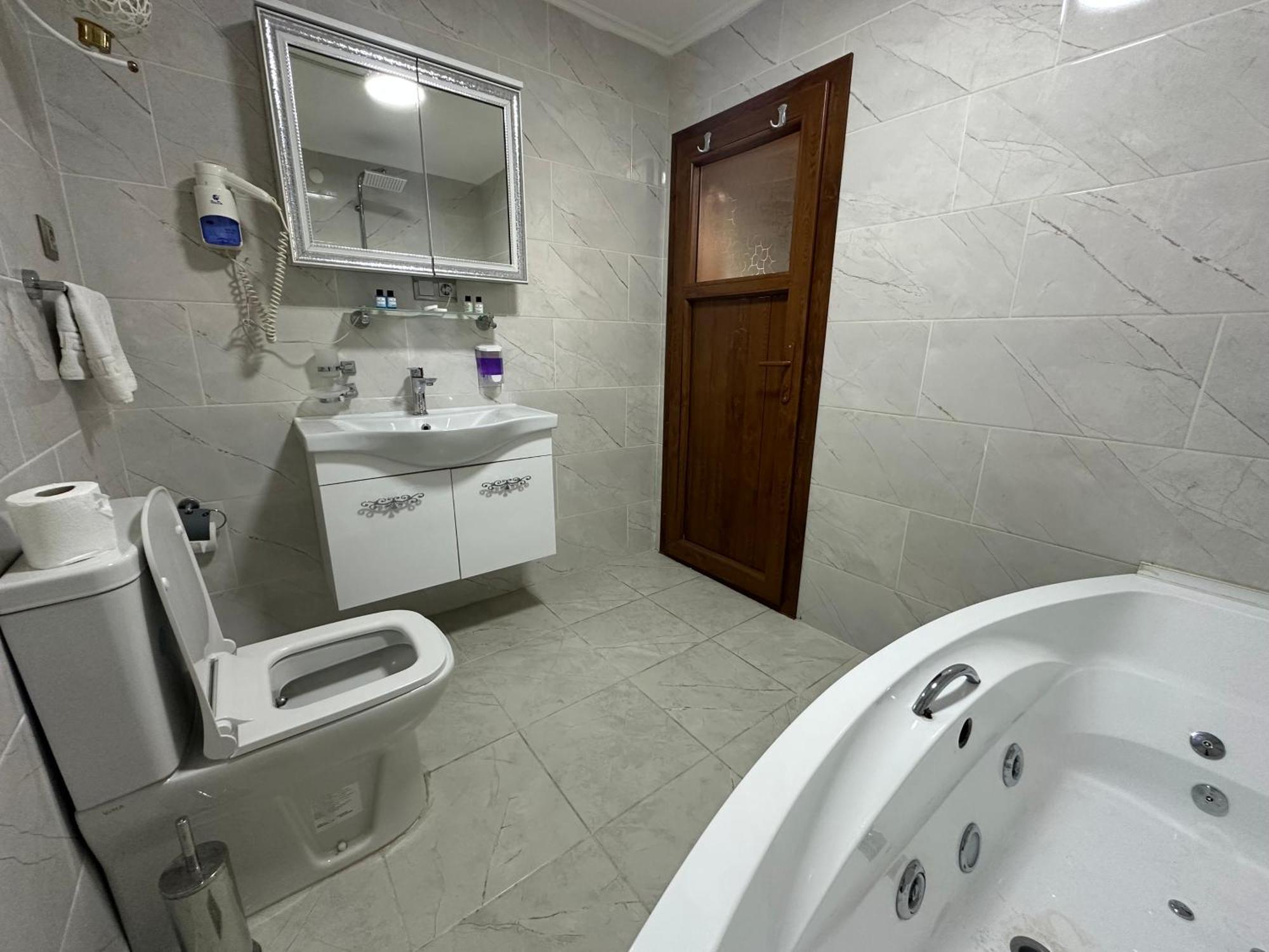 Royal Gur Hotel Istanbul Ngoại thất bức ảnh